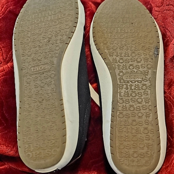 Täōs Brand ladies shoe - Picture 6 of 11